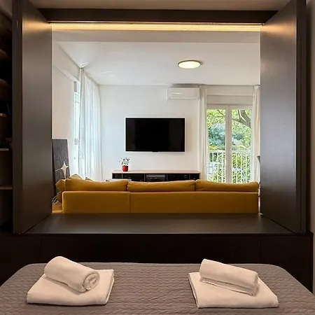 Lora Apartament *